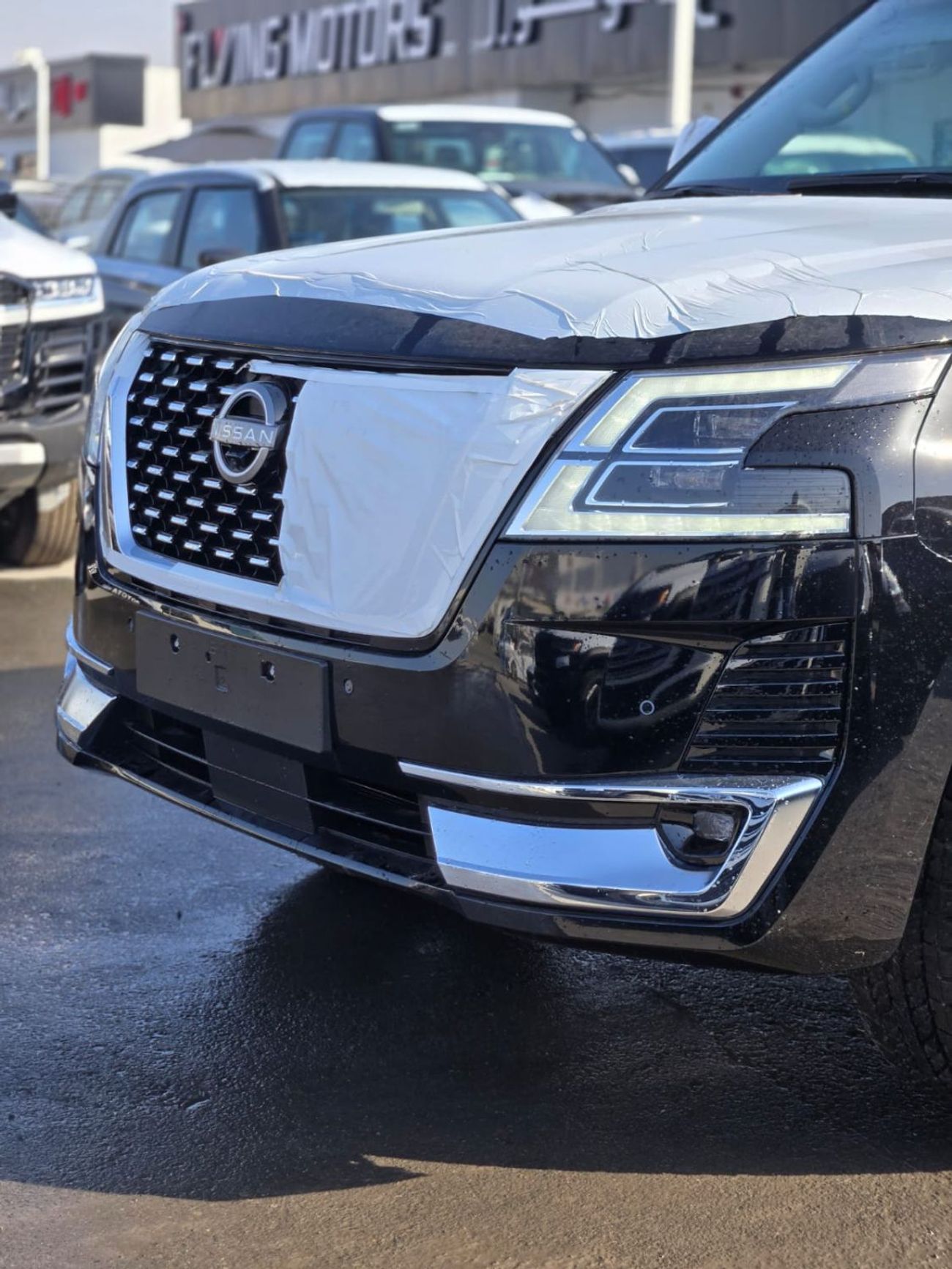 Nissan Patrol LE Platinum City 5.6L Full Option A/T