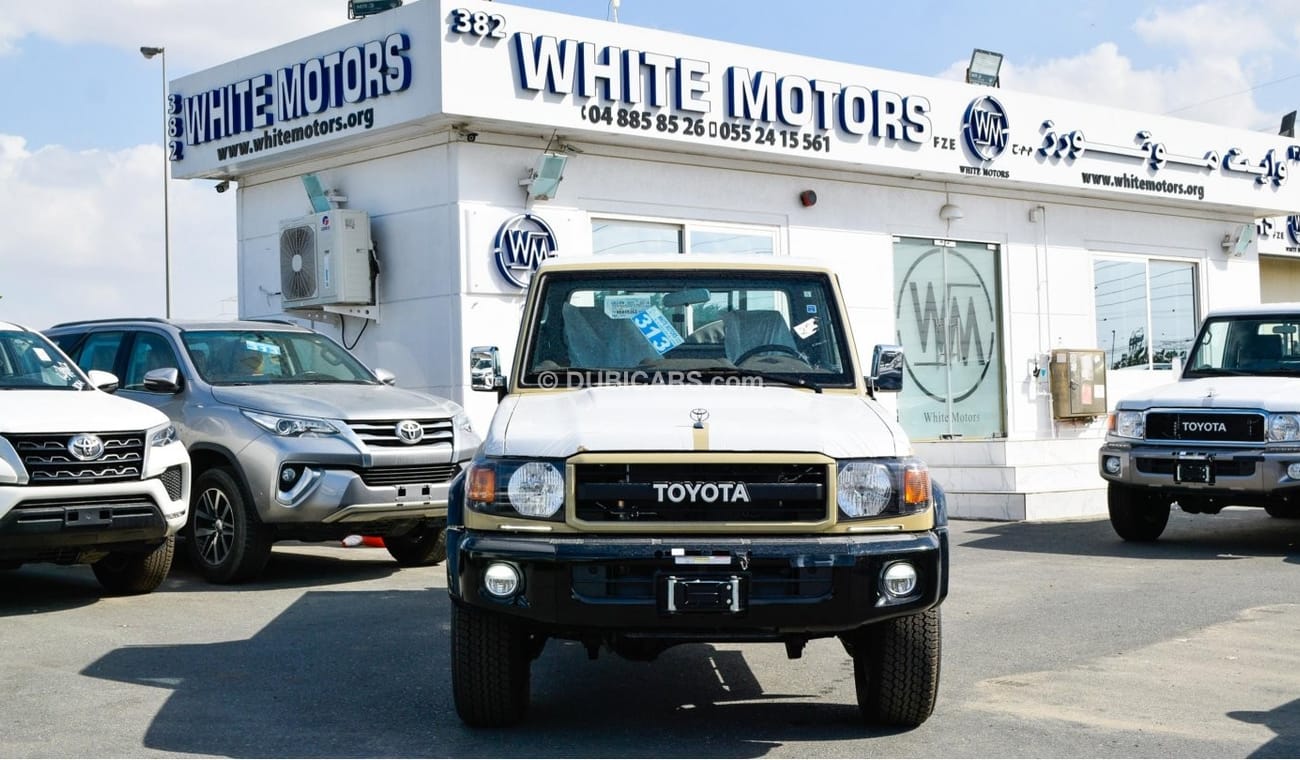 Toyota Land Cruiser Pick Up 4.0L V6 Petrol Single Cabin  with Difflock