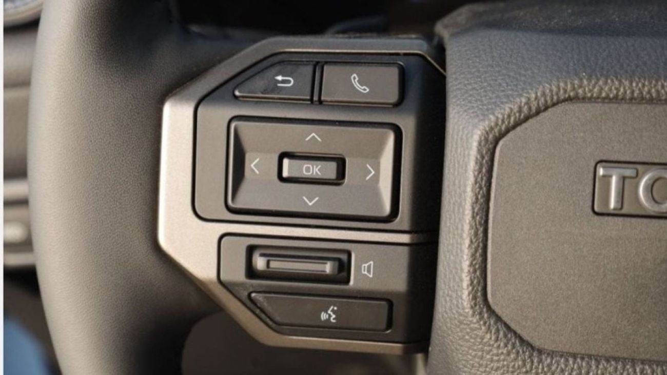 Toyota Prado 2.4L PETROL 2024 GCC