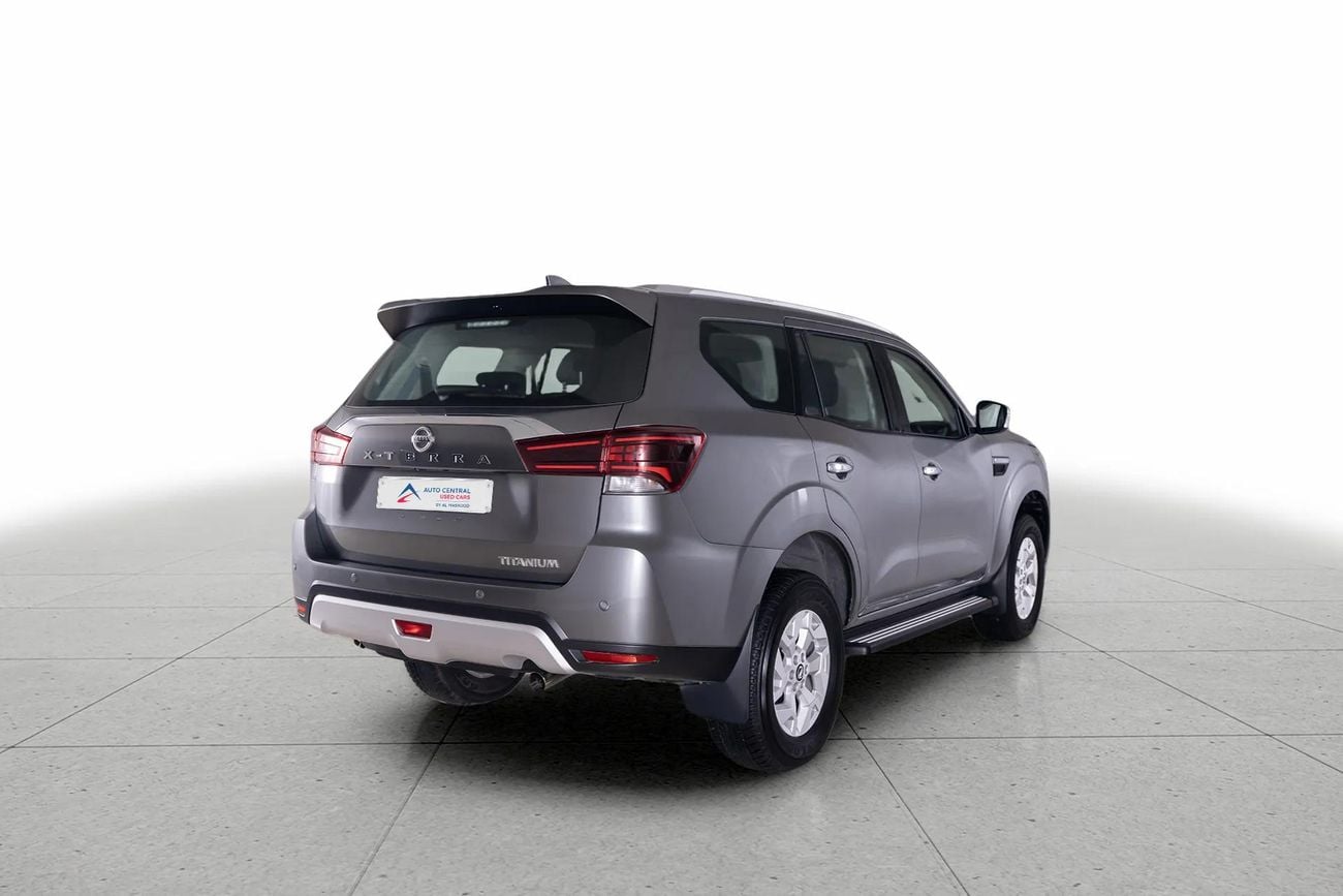 Nissan XTerra Titanium 2.5L RWD TITANIUM 2.5