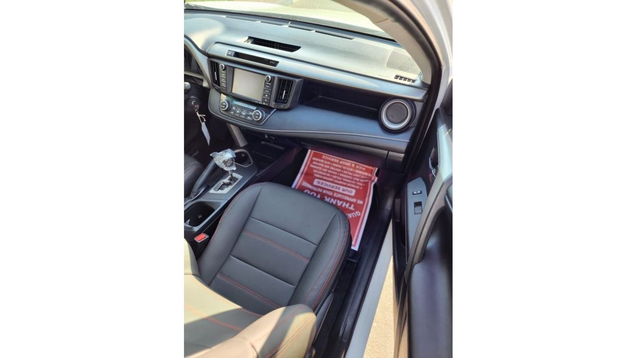 Toyota RAV4 EX TOYOTA RAV4 XLE 2017 FULL OPTION