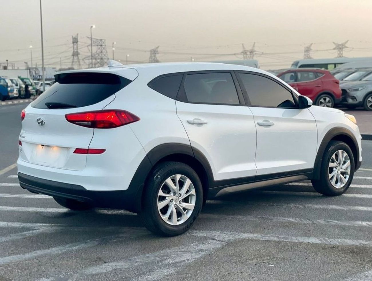 هيونداي توسون 2020 Hyundai Tucson 2.0L V4 GDi Premium With Lane Assist & Leather Seat - Super Clean - 62,800 Milea
