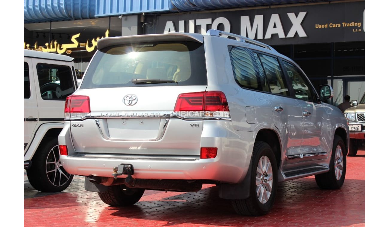 Toyota Land Cruiser (2016) GXR V6, GCC