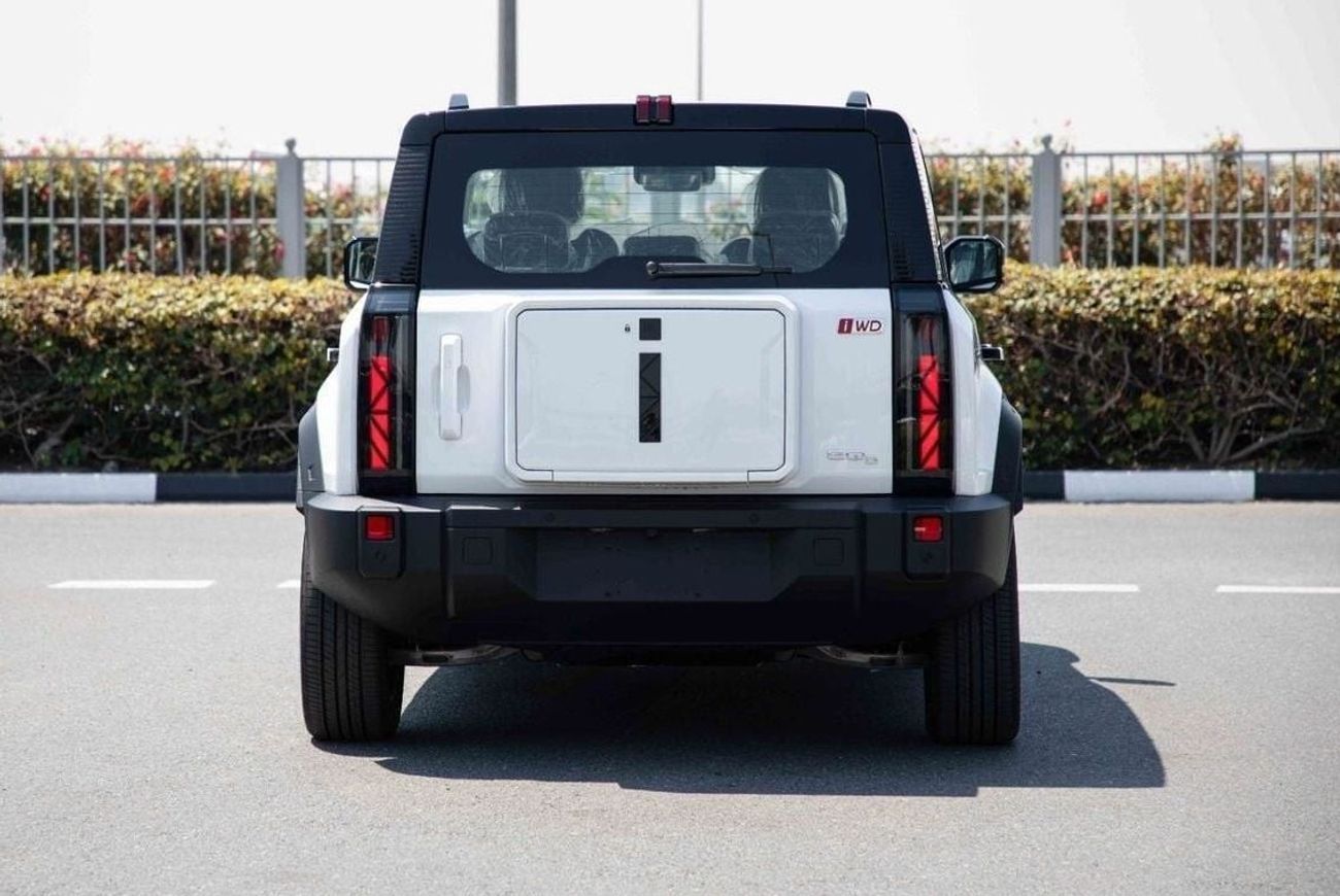 شيري iCar 03 2024 ICAR EQ3 V3 High Performance 4WD - White inside Green | Export price