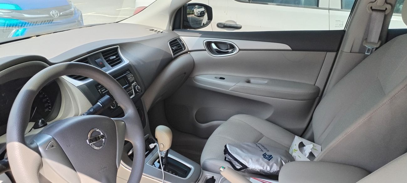 Used Nissan Sentra SL 1.6L 2020 for sale in Dubai 790201