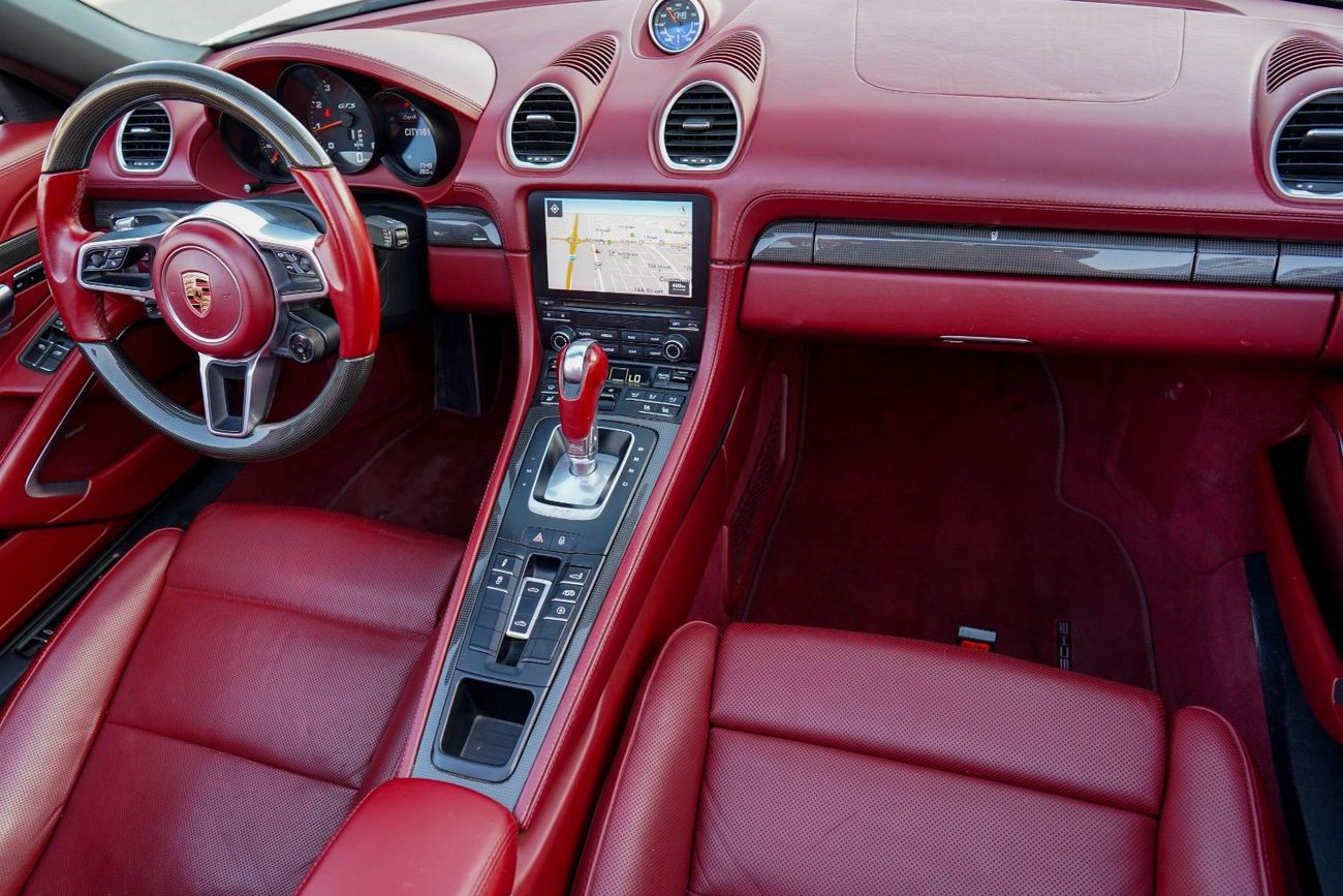 Porsche 718 Boxster Porsche 718 Boxster GTS Convertible 2018 GCC under Warranty with Flexible Down-Payment/ Flood Free.