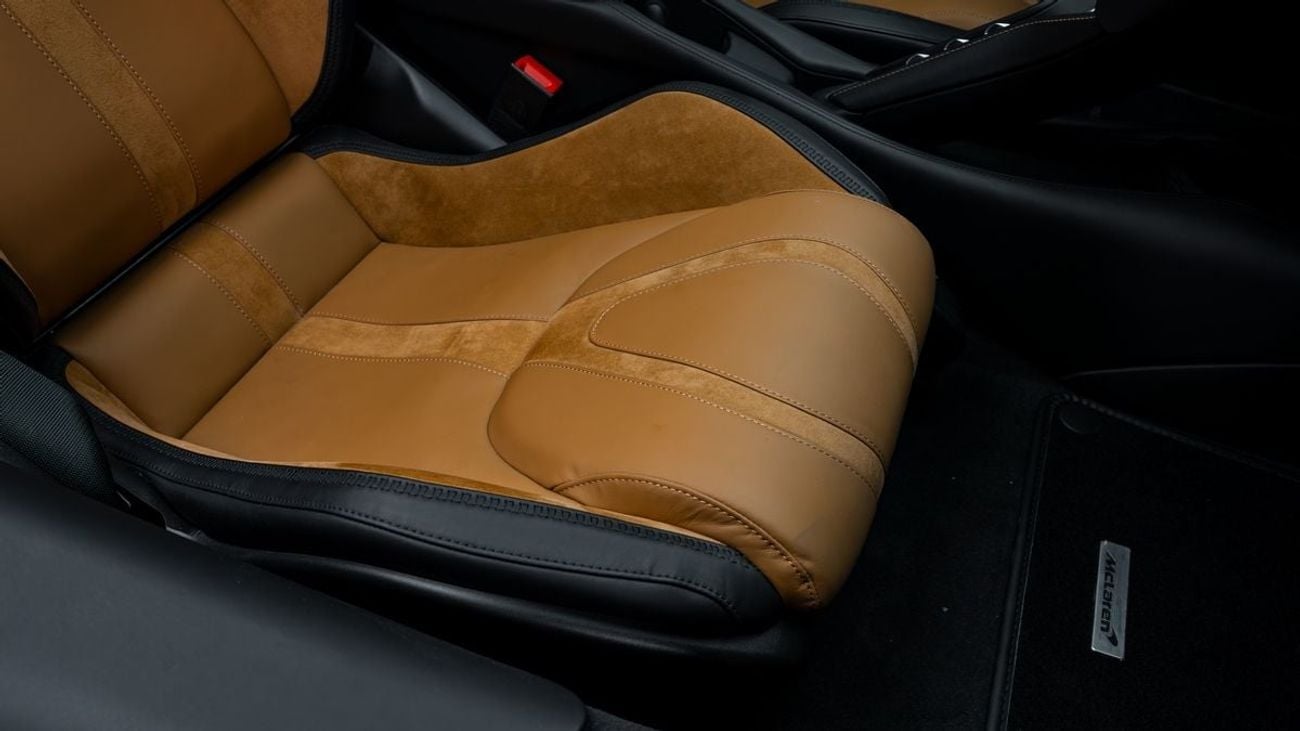 مكلارين 750S 2024 - GCC - Under Warranty