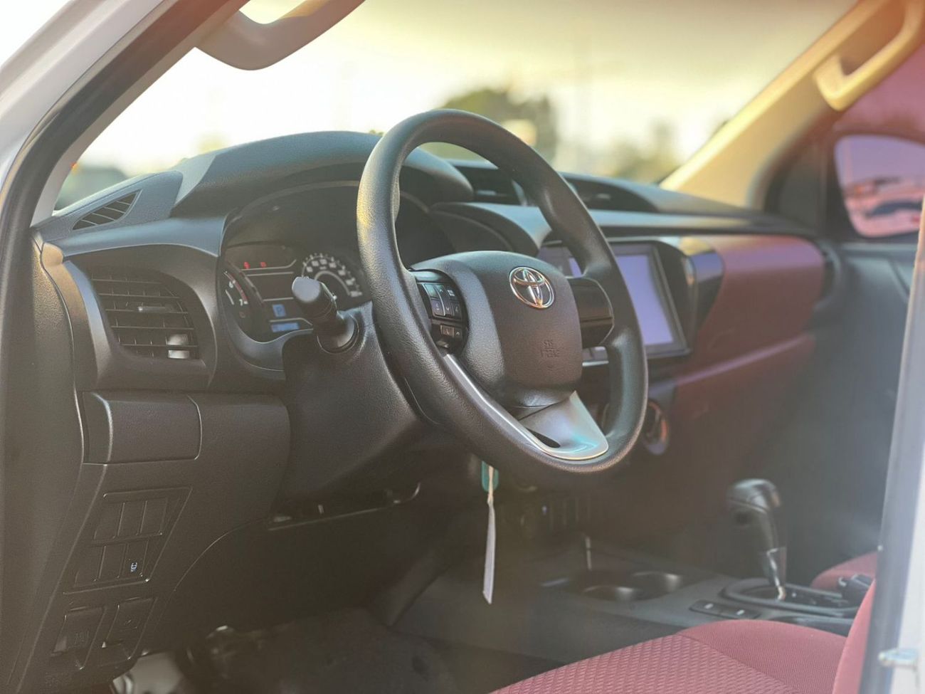 تويوتا هيلوكس 