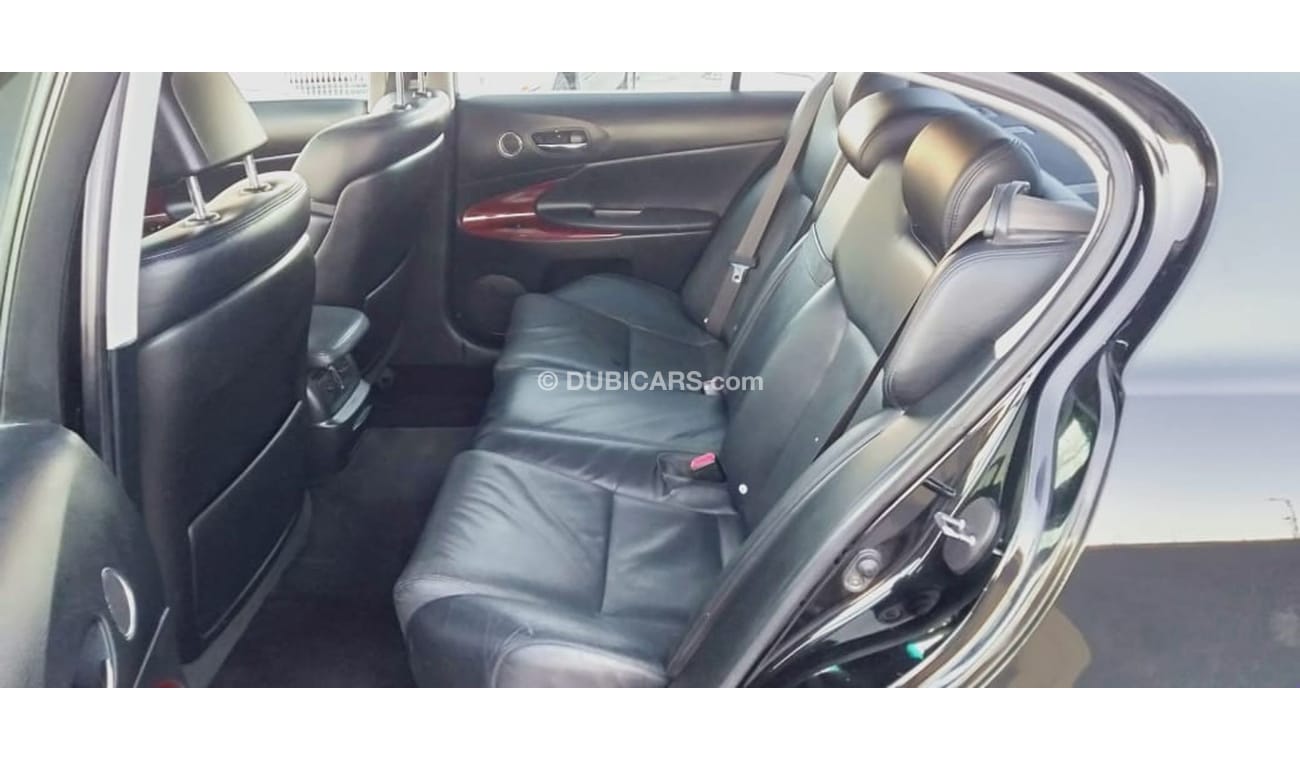 Lexus GS 300 Full Option - Vcc  paper