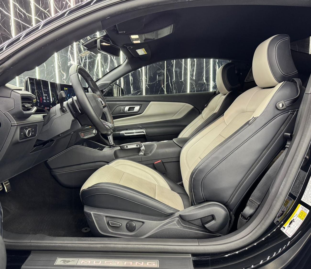 فورد موستانج GT Premium 5.0L (486 HP) Coupe A/T