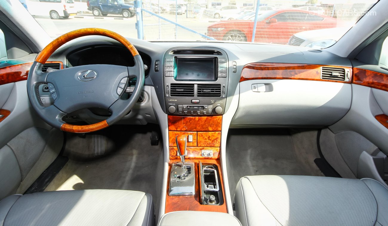 Lexus LS 430