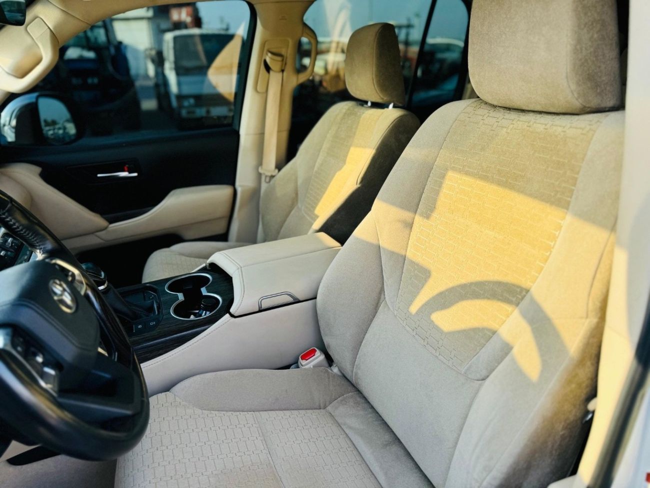 Toyota Land Cruiser Toyota Land Cruiser 2022 VXR full option