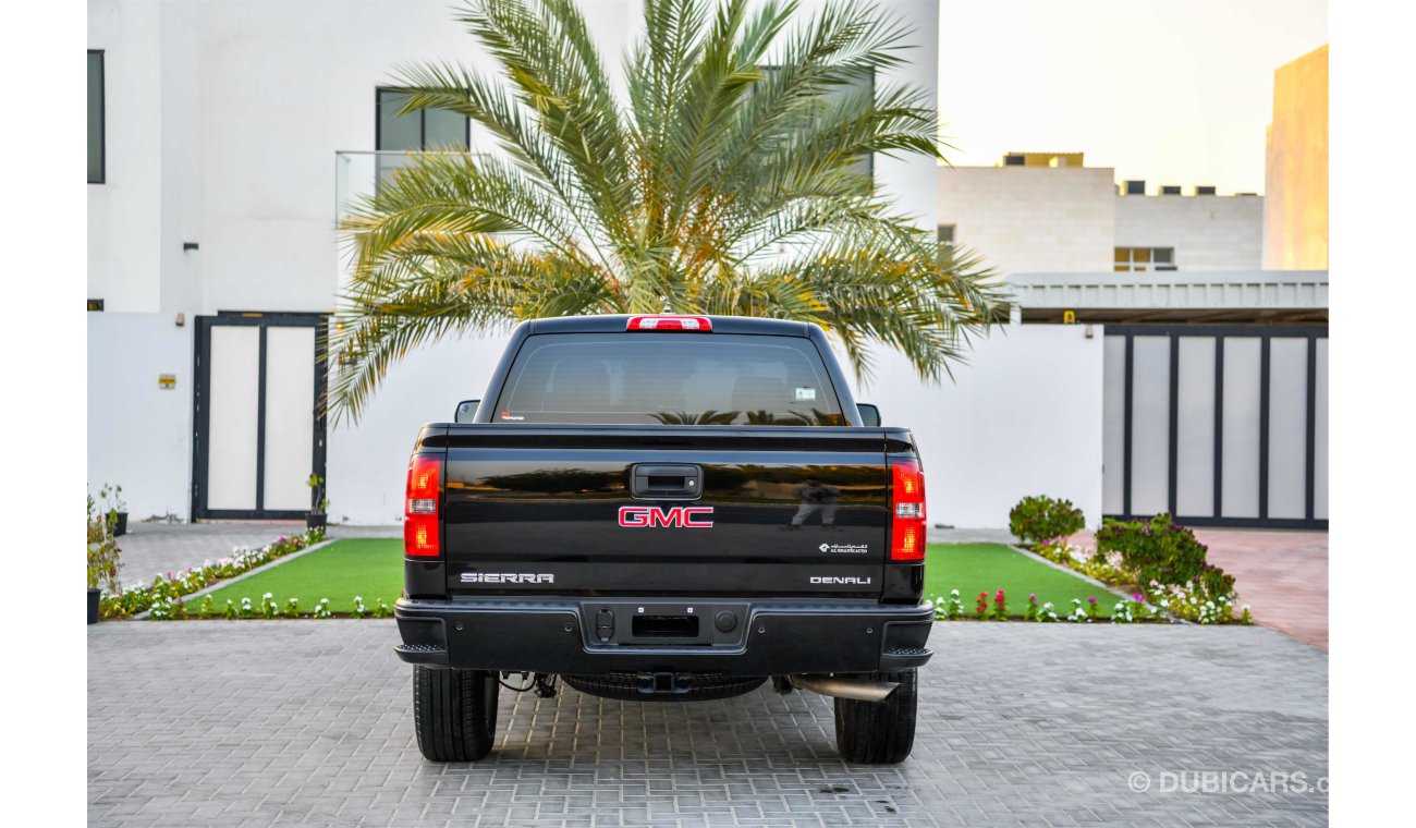 GMC Sierra -  Denali 6.2L V8 - Warranty - GCC - AED 1,898 - 0% Downpayment