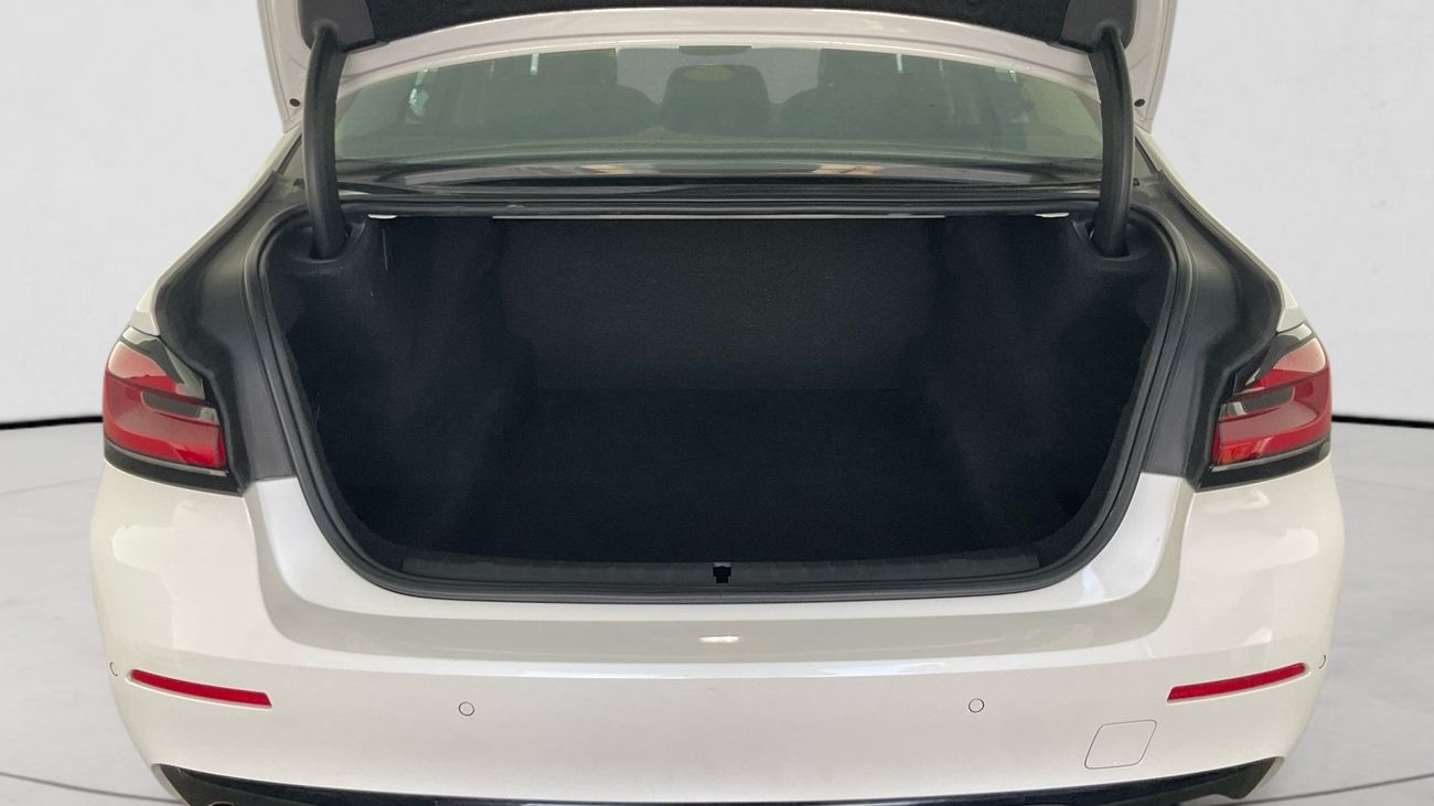 BMW 520i Joy Edition | Guaranteed Warranty | 0 Down Payment