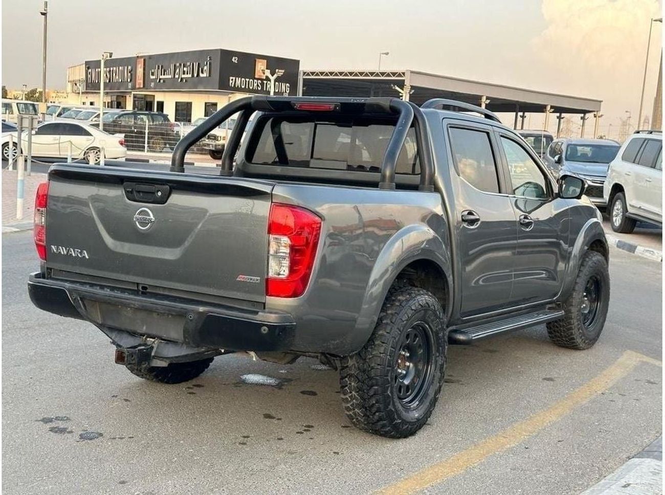 نيسان نافارا DIESEL 2.3 LITER ,RIGHT HAND DRIVE ,2019 MODEL ,ONLY FOR EXPORT