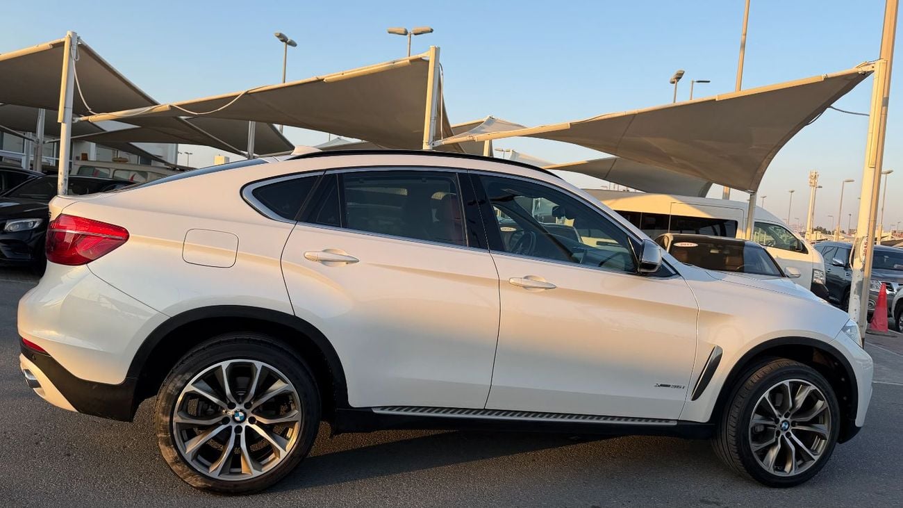 BMW X6 35i Middle East Edition 3.0L