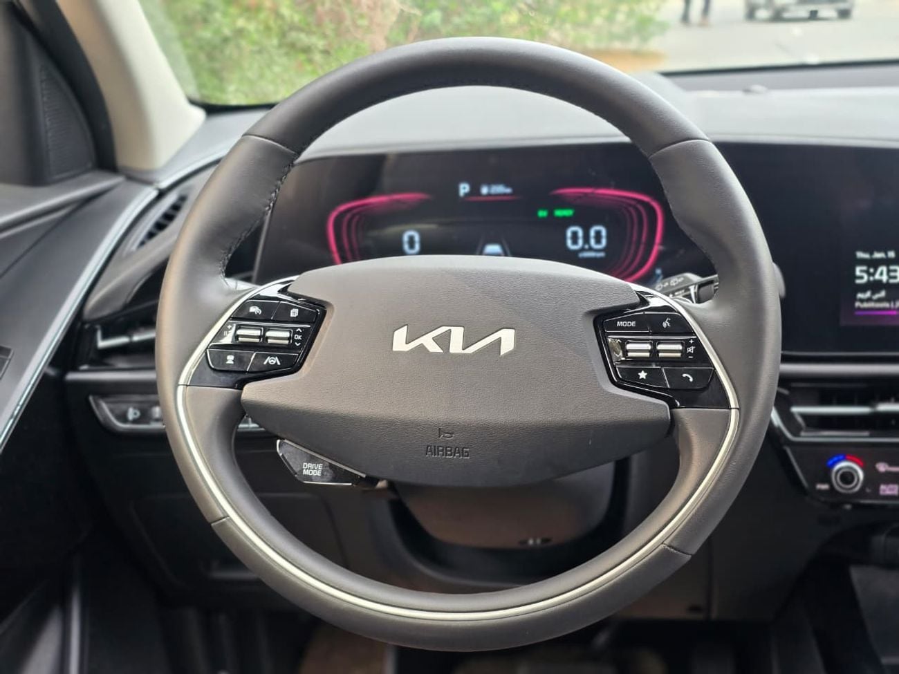 كيا نيرو KIA NIRO 2025 HYBRID // KOREAN // ORGINAL PAINT // ACCIDENT FREE // PERFECT CONDITION // LOW MILEAGE