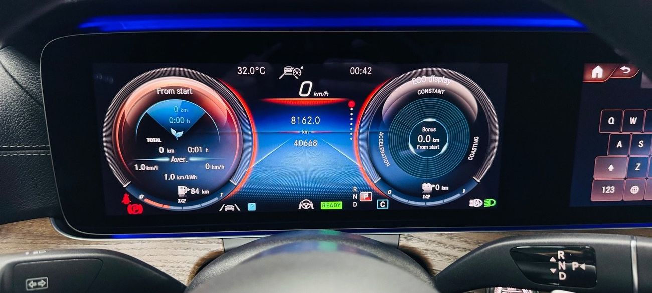 مرسيدس بنز E300 بريميوم