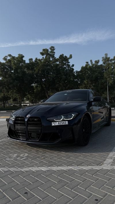 BMW M4 Competition X drive M pack