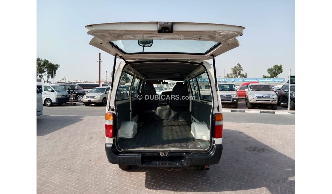 Toyota Hiace TOYOTA HIAVE VAN RIGHT HAND DRIVE (PM1309)