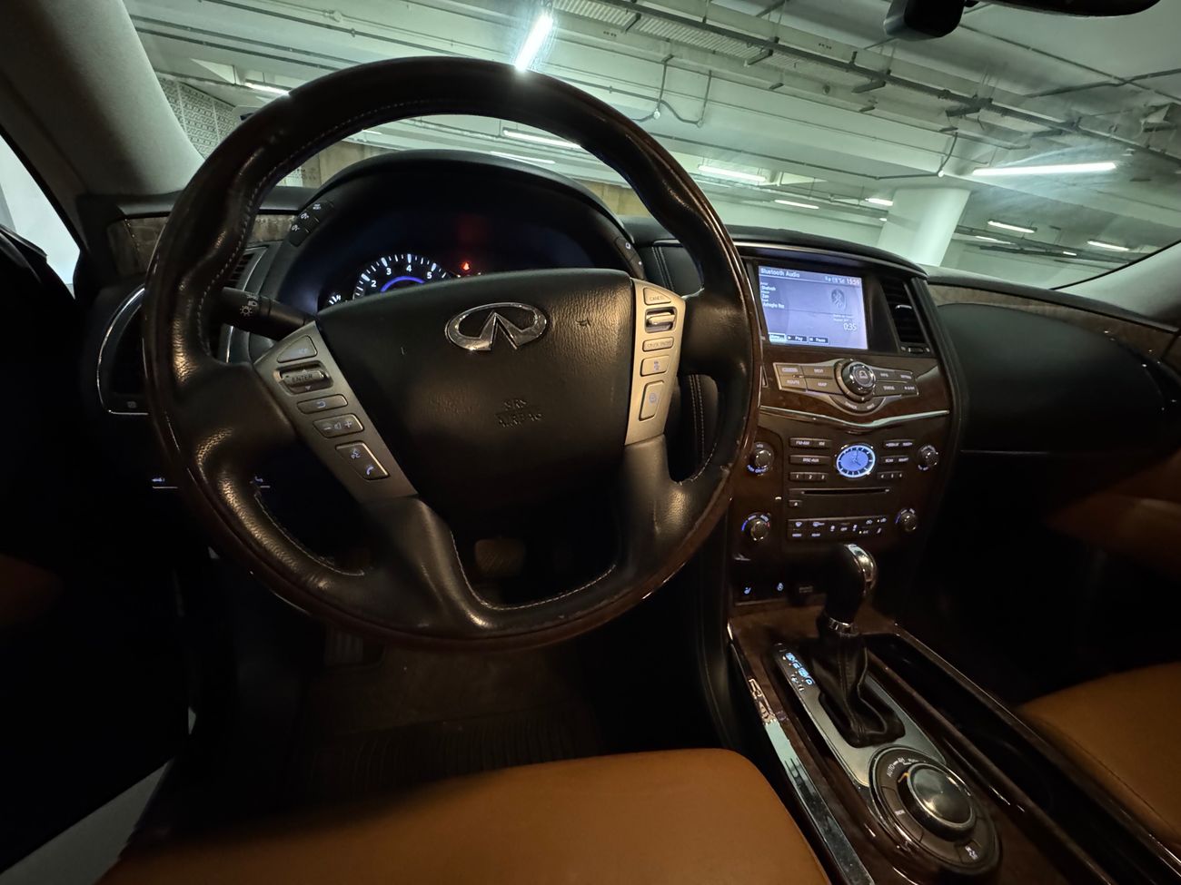 Infiniti QX80 EXCELLENT CONDITION, 4x4 , V8 5.6L