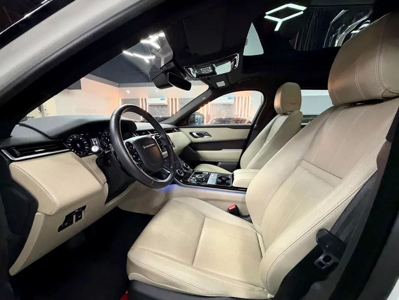 Land Rover Range Rover Velar R-DYNAMIC HSE