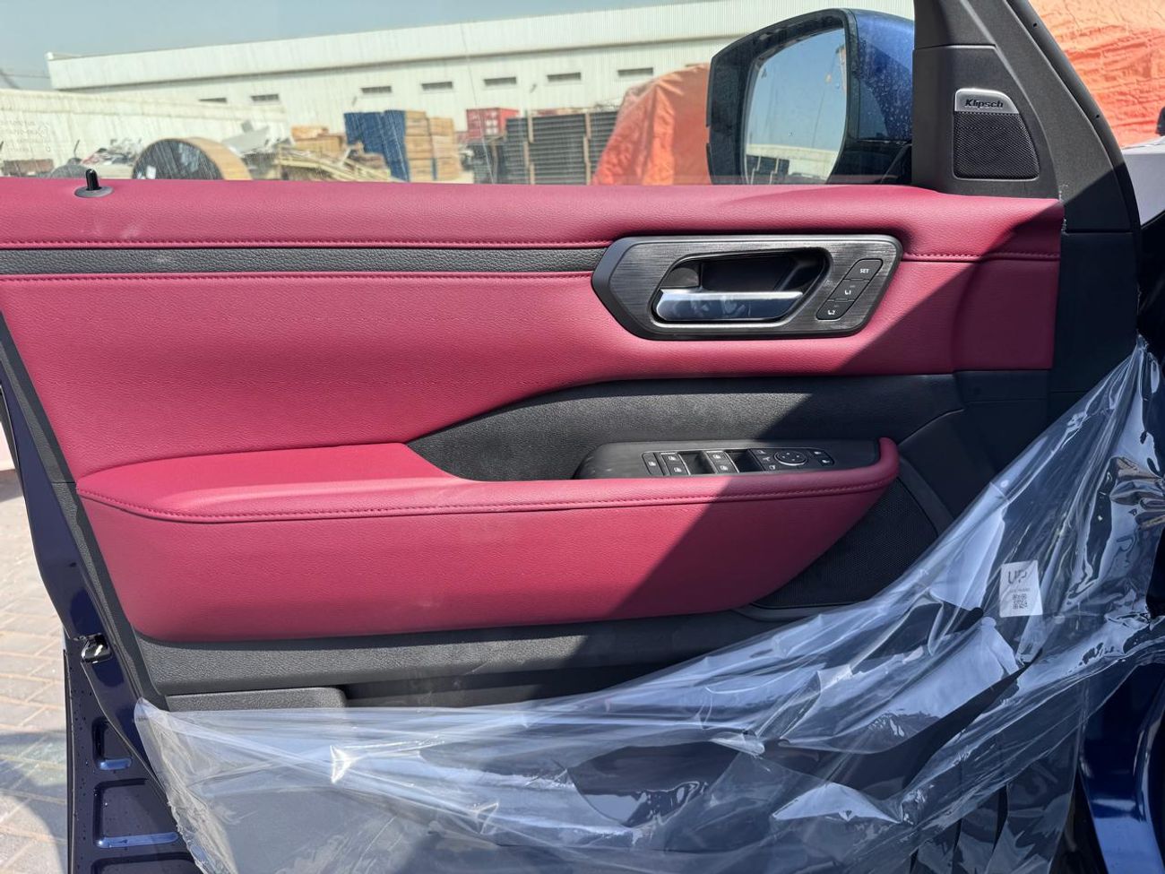 Nissan Patrol NISSAN PATROL LE TITANIUM PLUS 2026 Blue / Burgundy