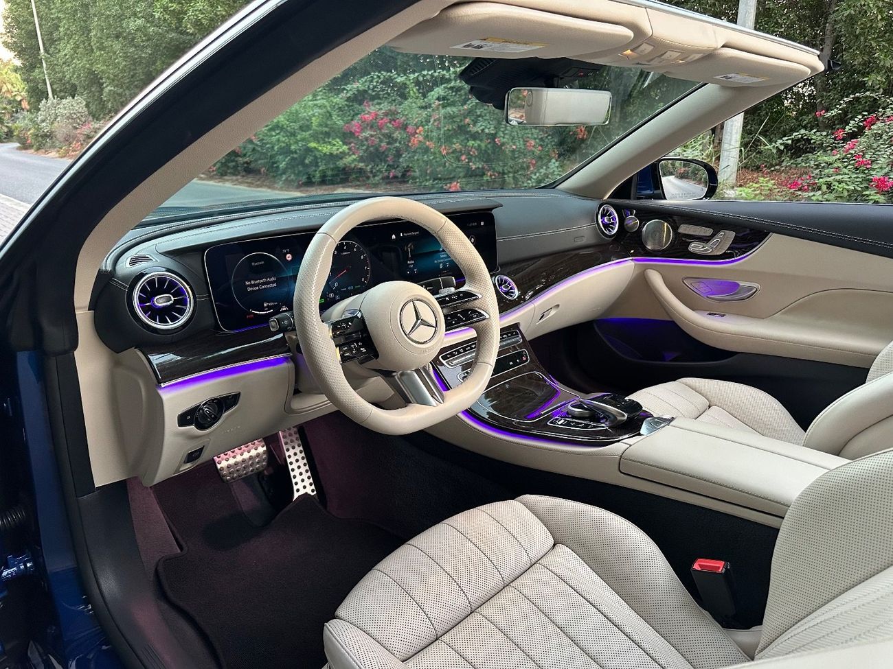 مرسيدس بنز E 450 3.0L V6 | 362 HP | 2023 | Convertible | 28000 KM | Excellent Condition | Full Option