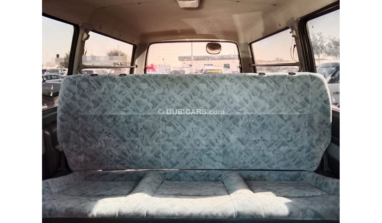 Toyota Hiace TOYOTA HIACE VAN RIGHT HAND DRIVE(PM46557)