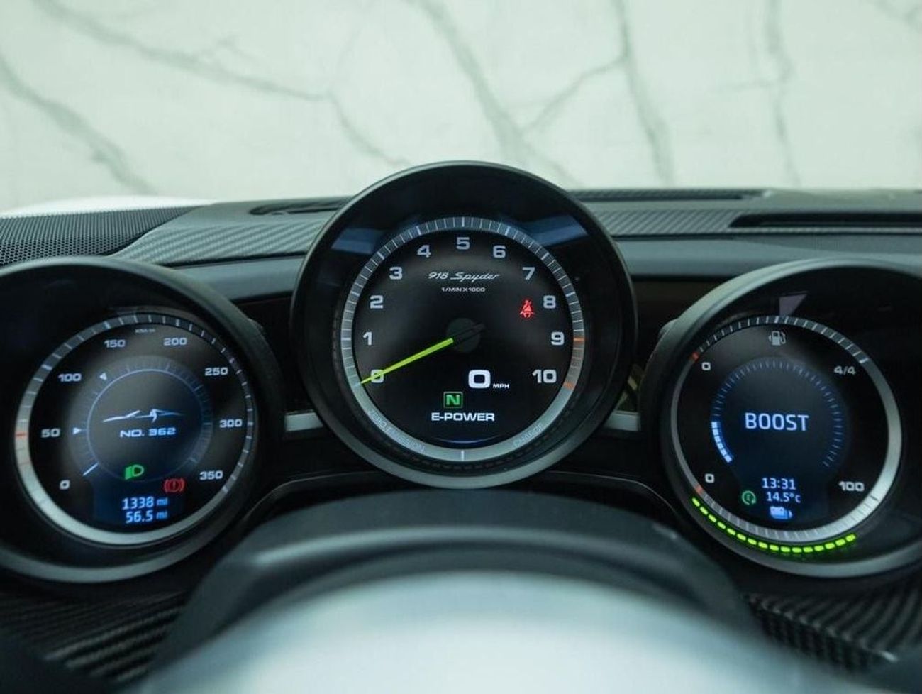 Porsche 918 Spyder 4.6 LEFT HAND DRIVE