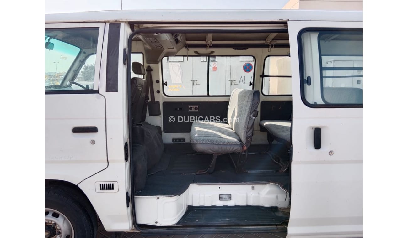 Nissan Caravan NISSAN CARAVAN VAN RIGHT HAND DRIVE (PM1176)