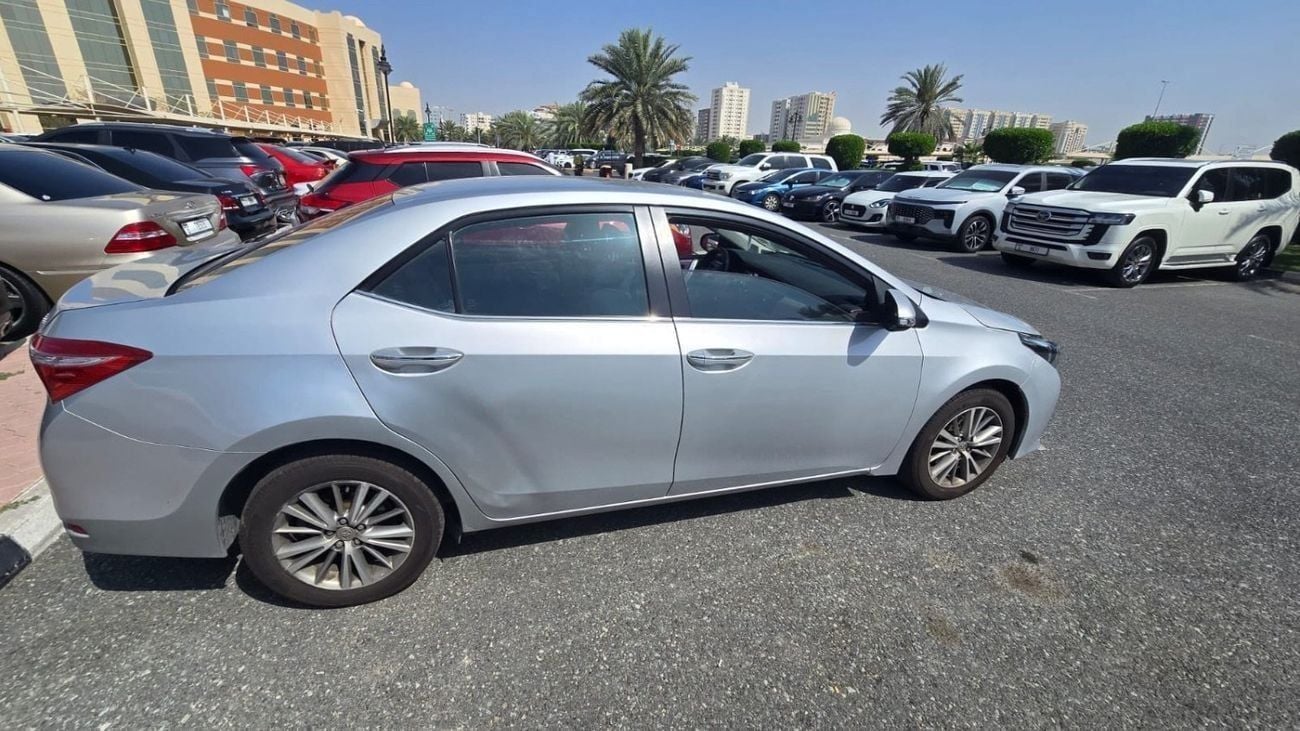 تويوتا كورولا LWB SE+ 2.0L (141 HP)