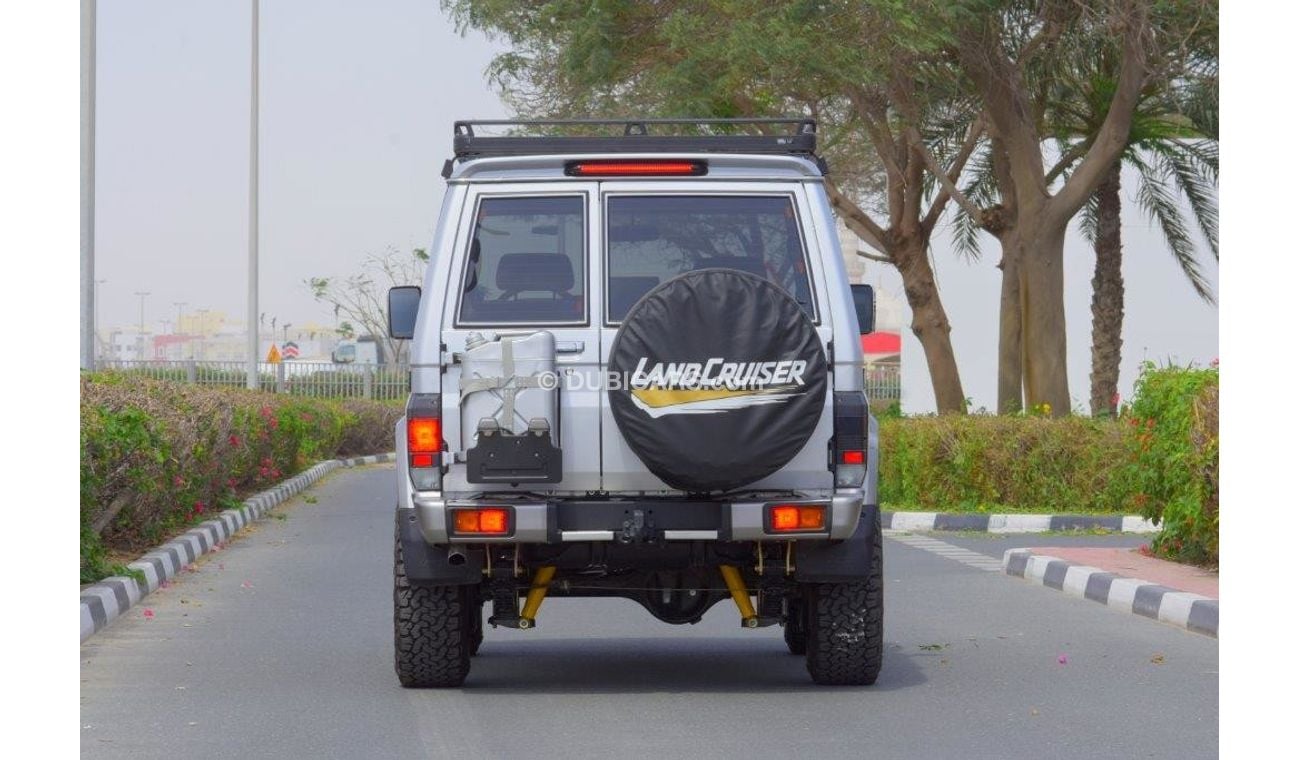 Toyota Land Cruiser TOYOTA LAND CRUISER 71 HARDTOP SHORT WHEEL BASE  V6 4.0L PETROL 5 SEAT MANUAL TRANSMISSION SAHARA E