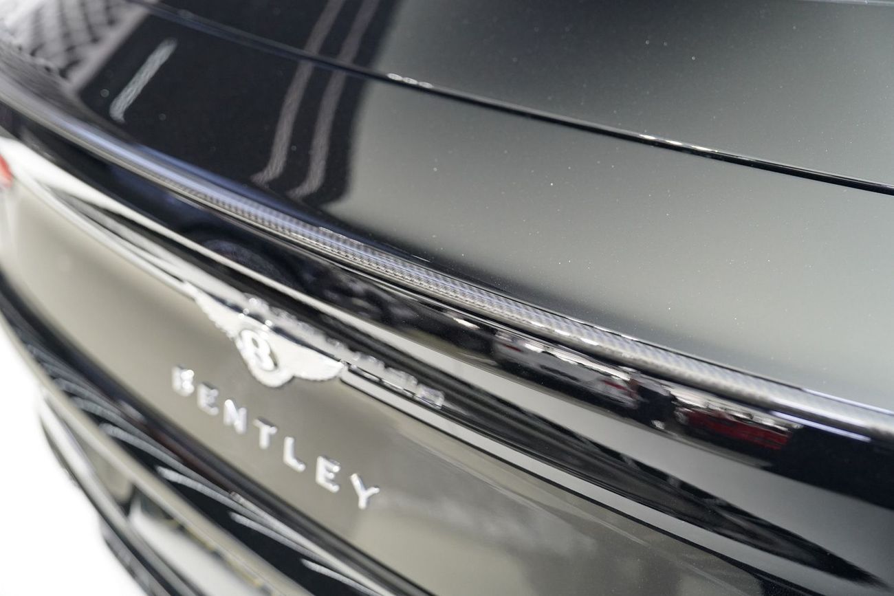 Bentley Continental GT 6.0L W12 (626 HP)