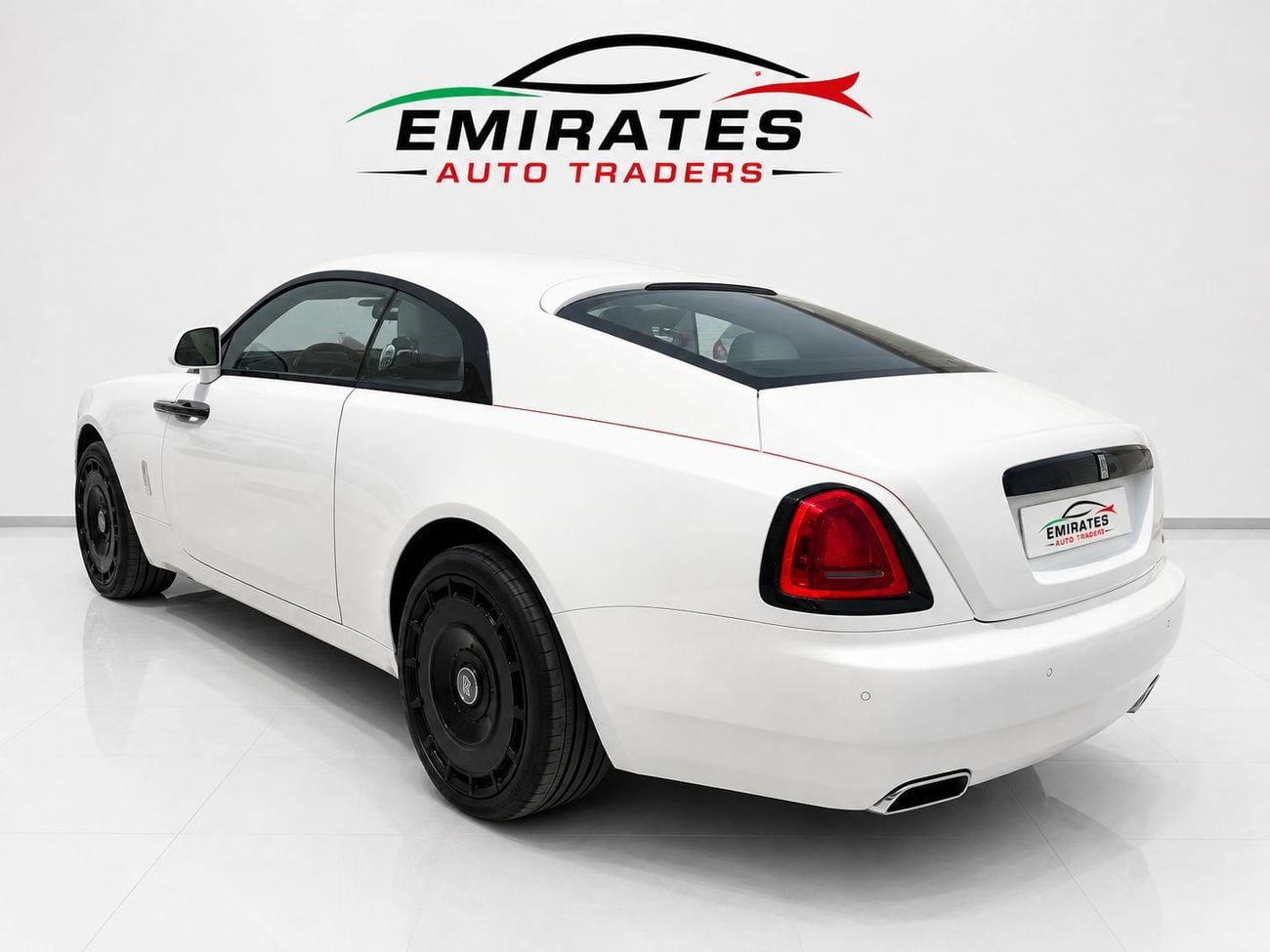 رولز رويس واريث STD (6.6L · 12 Cyl · Automatic · Petrol · Coupe · Rear Wheel Drive · 4 Seats · 2 Door)