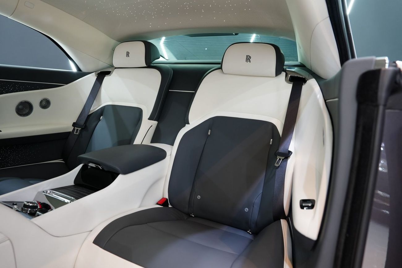 رولز رويس سبيكتر Standard Two-Tone, Bespoke Audio, Starlight, Illuminated Fascia, Dealer Warr + Serv!!