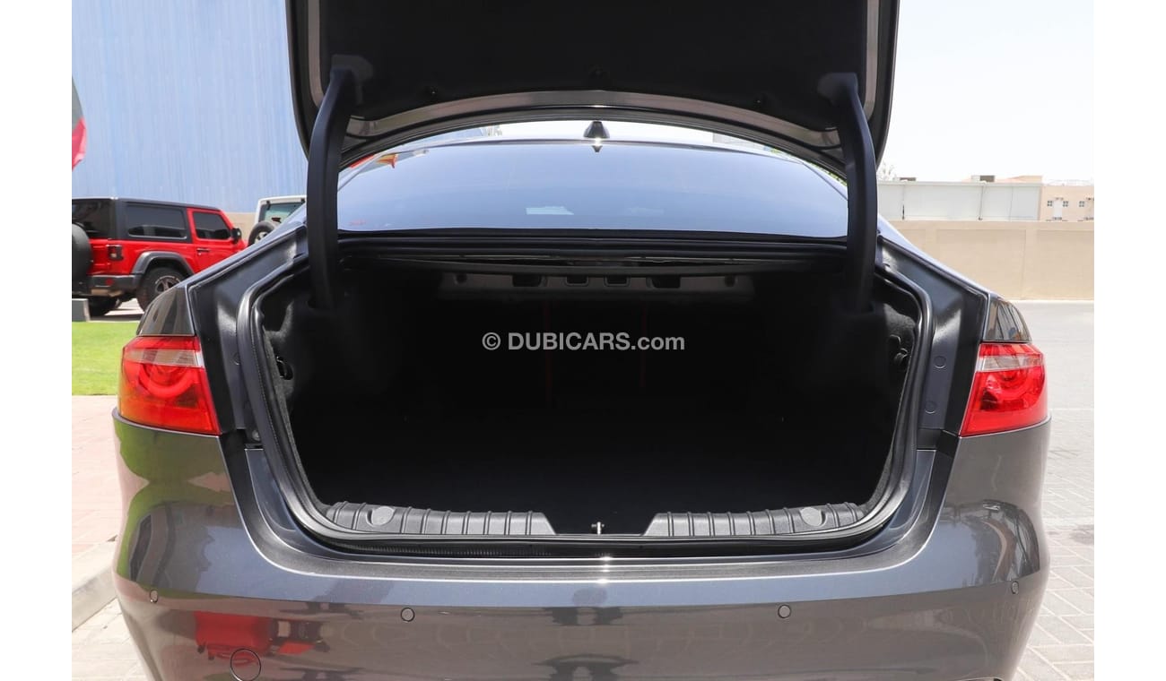 Jaguar XF X260