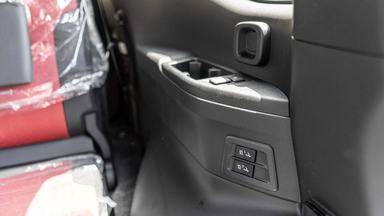 Toyota Land Cruiser 2025 Toyota Land Cruiser VX 4.0L AT Petrol (Black-Red)