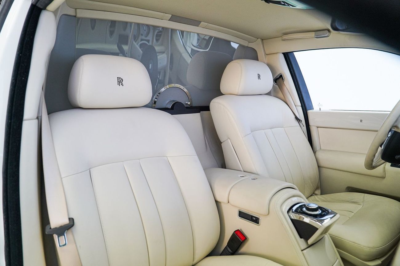 رولز رويس فانتوم EWB 6.8L