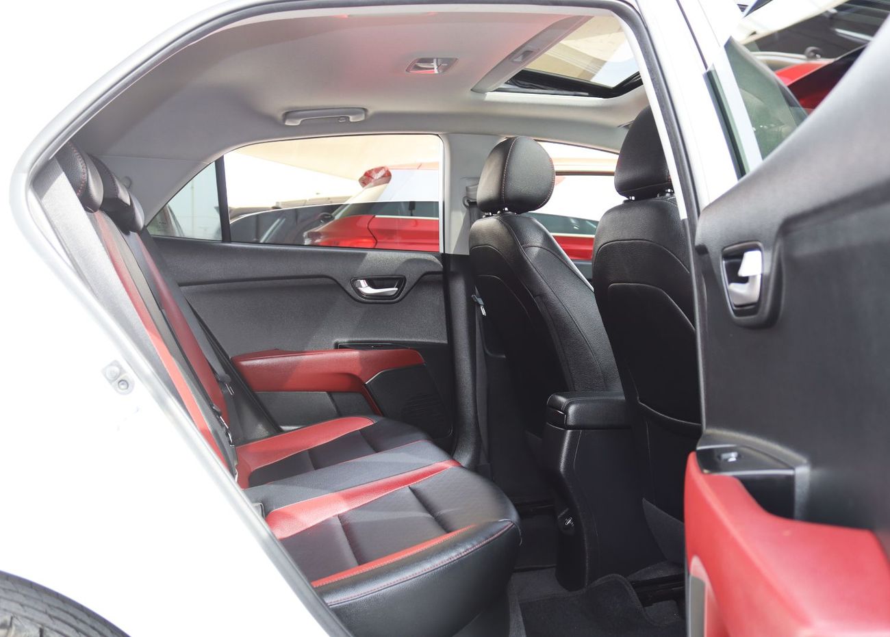 Kia Rio LX 1.4L Hatchback Kia Rio - 2023 - GCC - Accident-Free - Full Options - 1.4L Engine - Excellent Cond