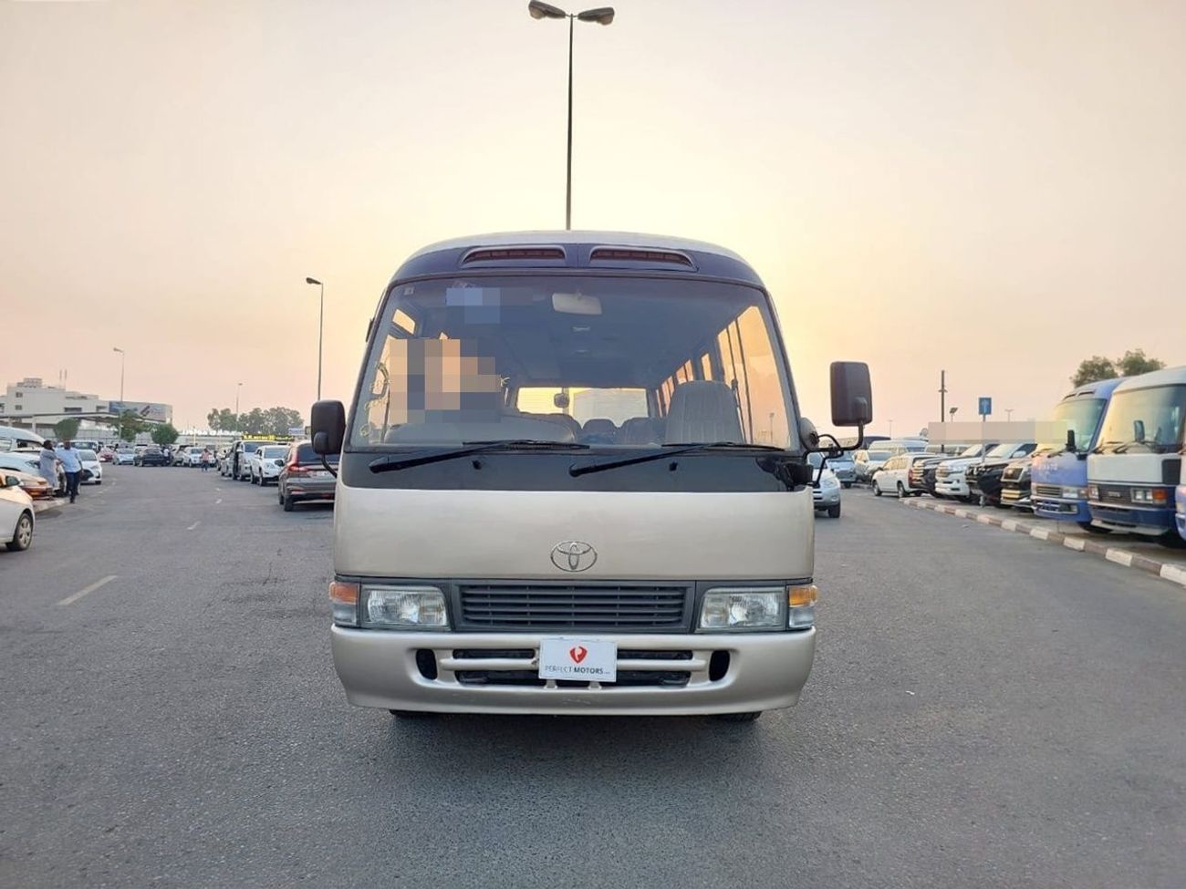 Toyota Coaster TOYOTA COASTER BUS RHD 1996 MODEL 4.1 L DIESEL AUTOMATIC(PM04049)