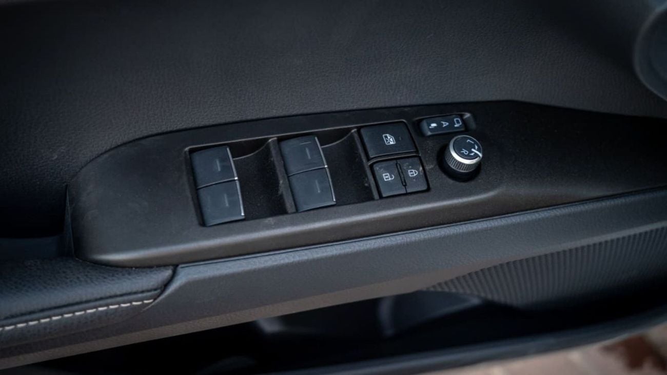 تويوتا كامري GLE 2.5L Hybrid