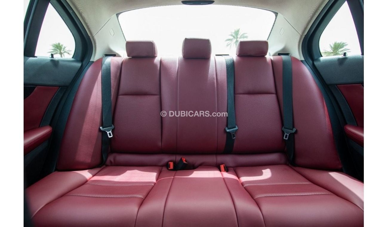 Mercedes-Benz C 200 AMG Pack AMG Pack AMG Pack