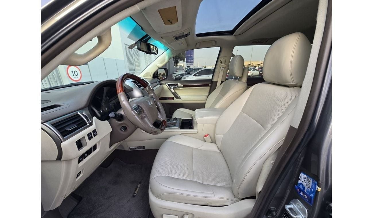 Lexus GX460 Platinum 4.6L LEXUS GX460 2010 GCC PERFECT CONDITION // FULL OPITION
