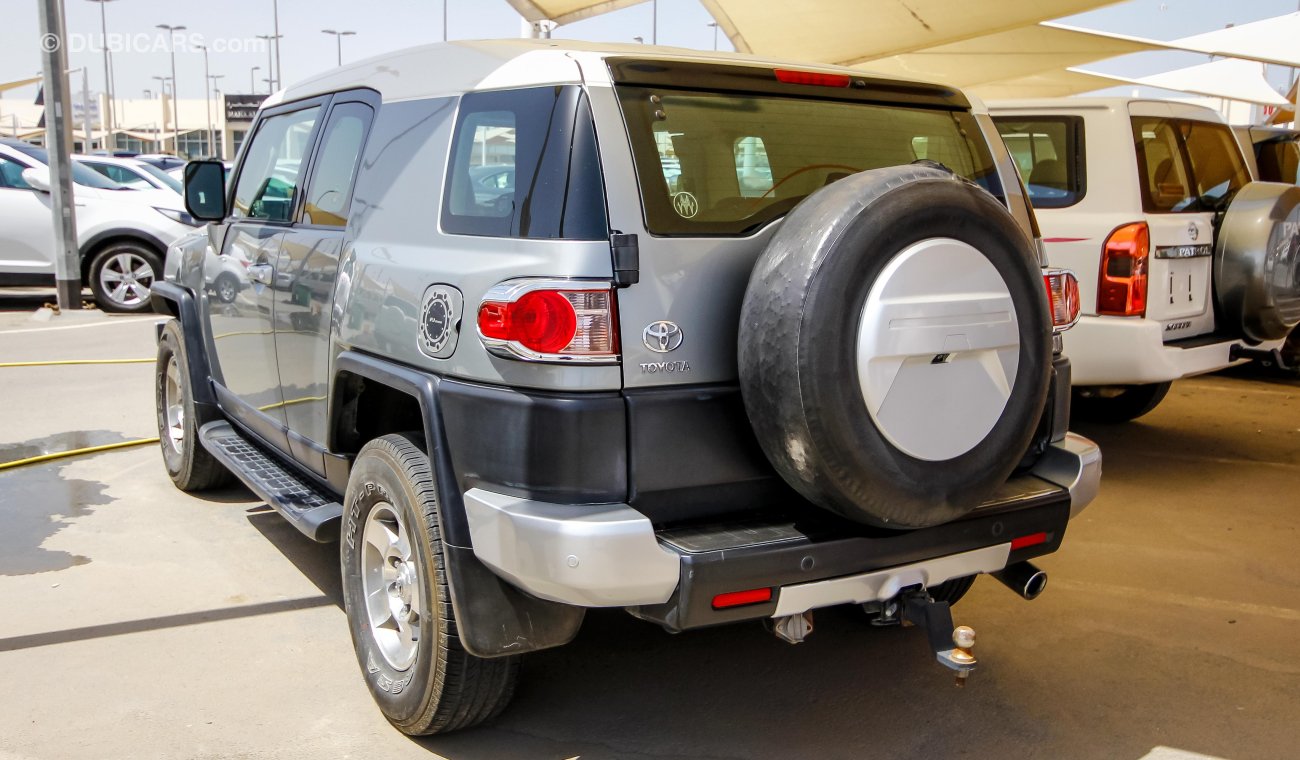 Toyota FJ Cruiser