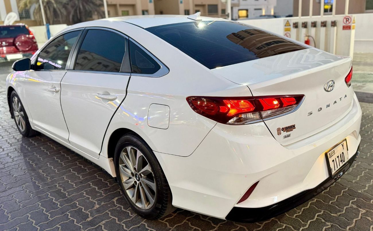 هيونداي سوناتا 2018 Hyundai Sonata 2.4L V4 - Well Maintained Vehicle