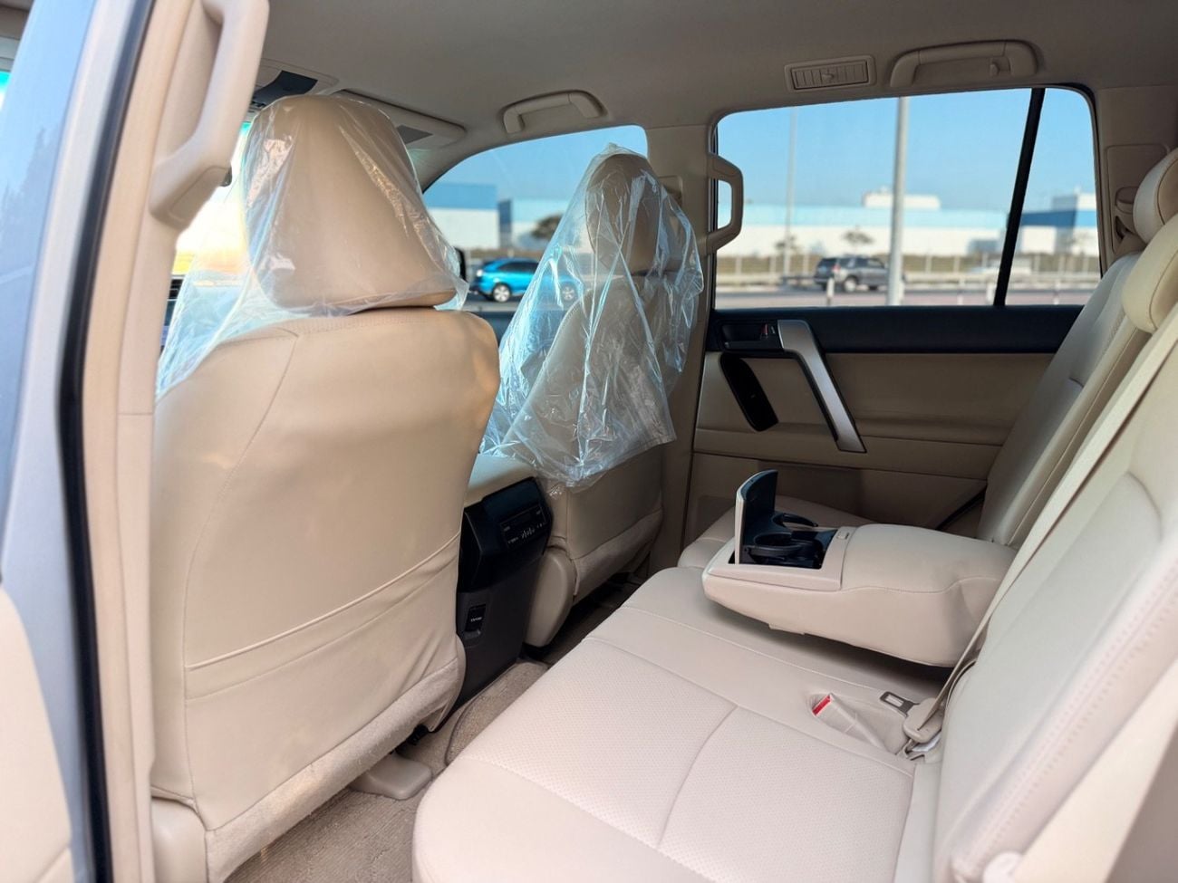 تويوتا برادو GXR 2.7L (160 HP) 4WD