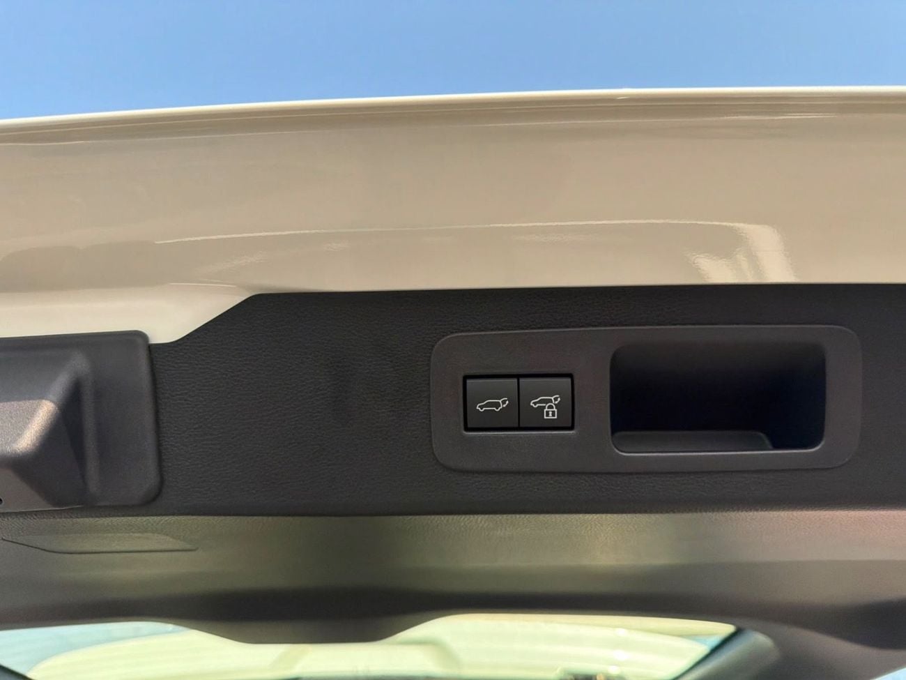 Toyota Land Cruiser GXR