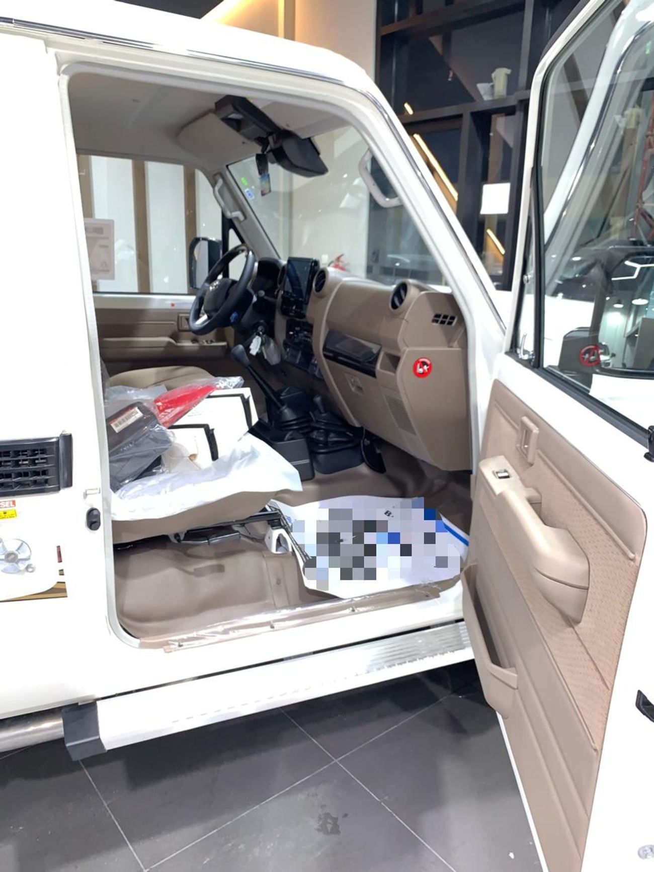 تويوتا لاند كروزر بيك آب LX 2.8L  DIESEL SINGLE CABIN