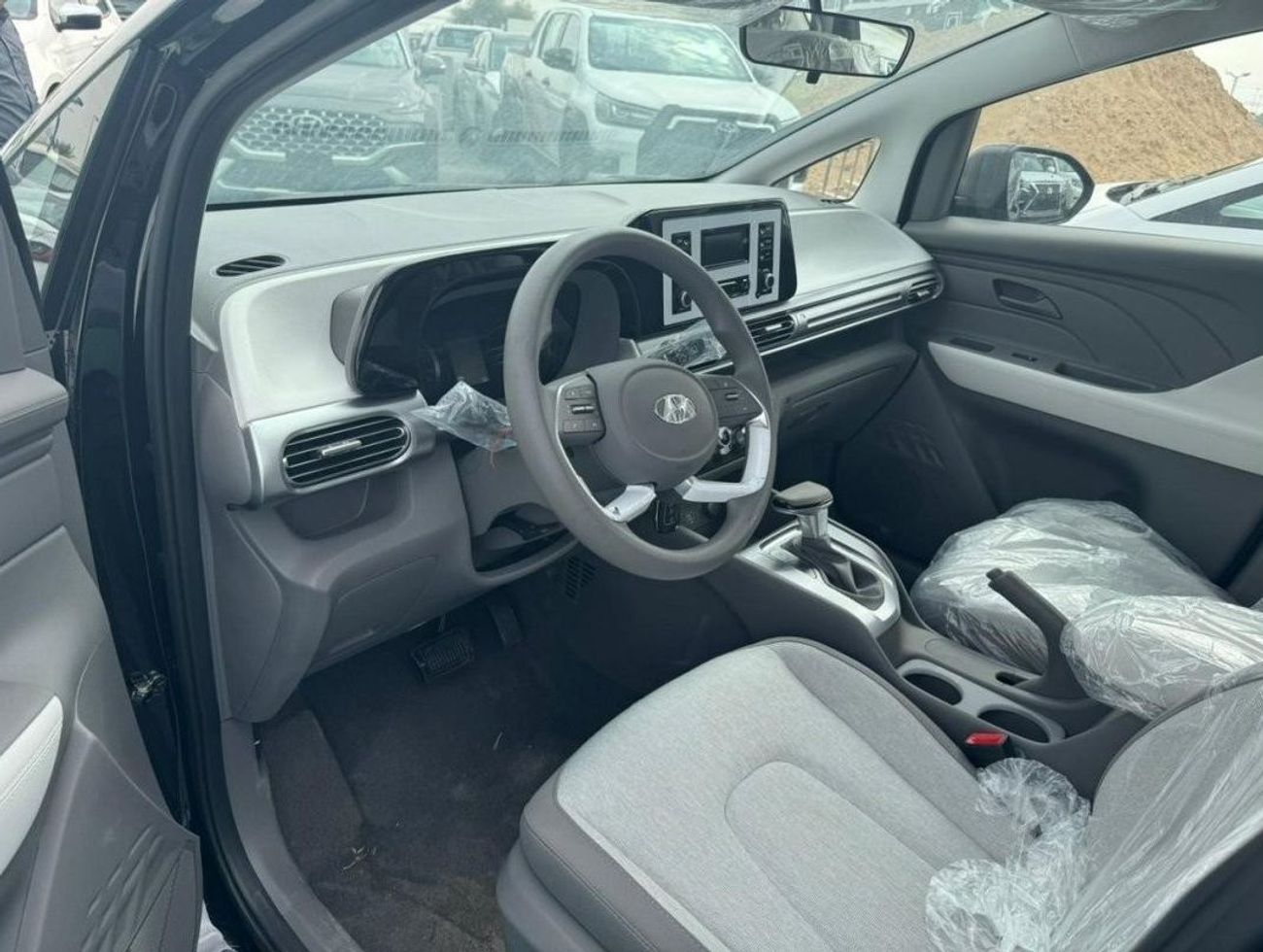 هيونداي جراند ستاريكس HYUNDAI STARGAZER 1.6L PETROL 7 SEATS 2024